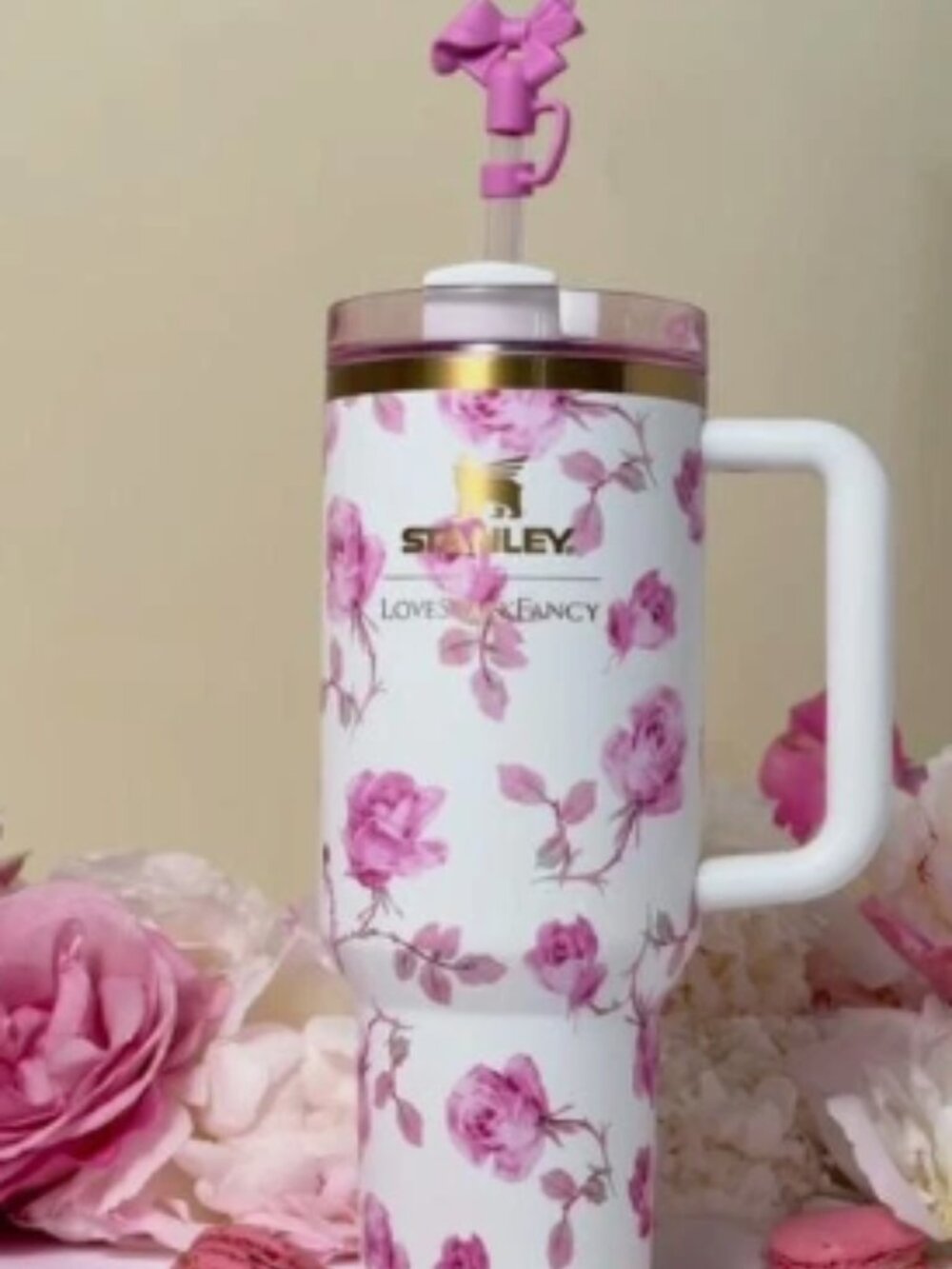 Stanley x LoveShackFancy 40oz Ribbon Rosa Flowstate H2.0 Tumbler White & Pink